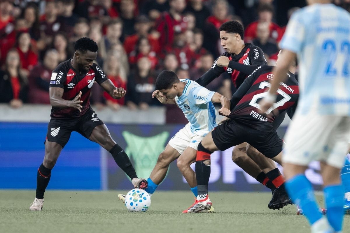 Grêmio, Athletico-PR x Grêmio Enamorado