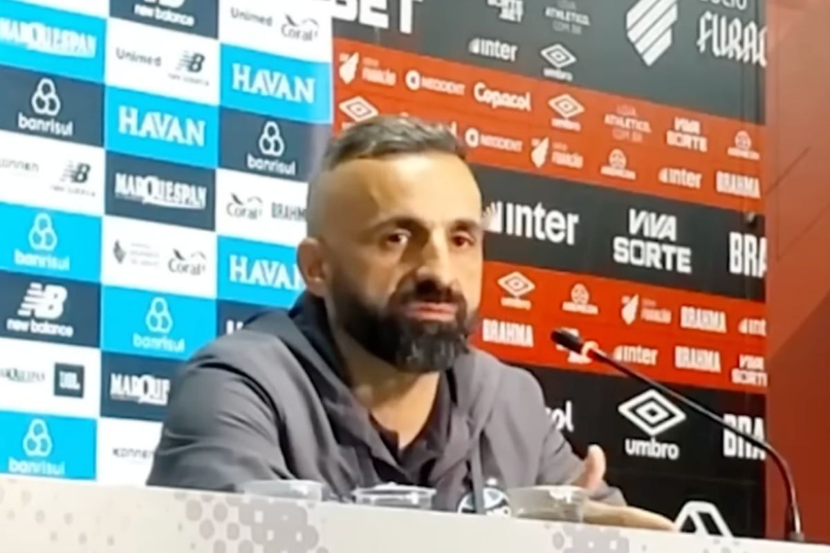 Vitor Severino auxiliar tecnico do Grêmio 
