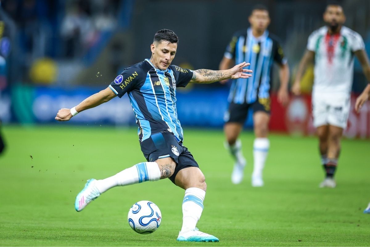 Braithwaite e Pavón marcam e Grêmio vence o Palestino na Sul-Americana - Portal do Gremista