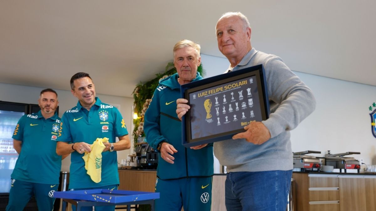 Felipão visita Seleção na Granja Comary, recebe homenagem e prega união antes da Copa do Mundo - Portal do Gremista