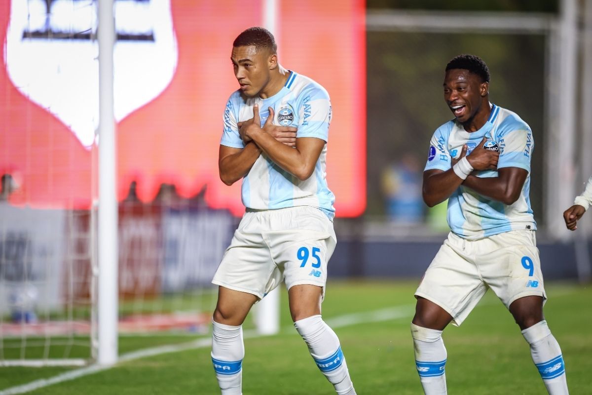 Com goleada, Grêmio amplia retrospecto positivo contra argentinos - Portal do Gremista
