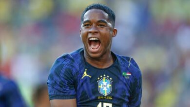 Ancelotti tem motivo específico para deixar Endrick no fim da fila da Seleção - Endrick Endrick durante partida da Seleção Brasileira sob comando de Carlo Ancelotti