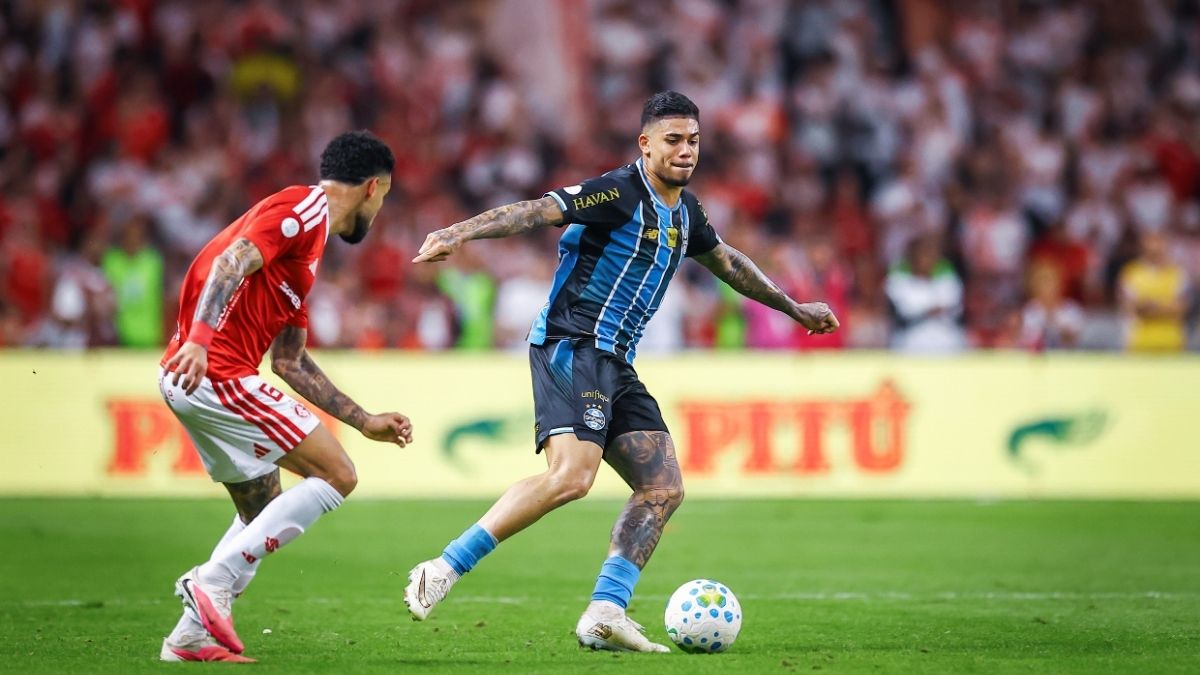 Diego Caito trata uma lesão no ombro e tem poucas chances de defender o Grêmio no Gre-Nal 454 pela Copa do Brasil.