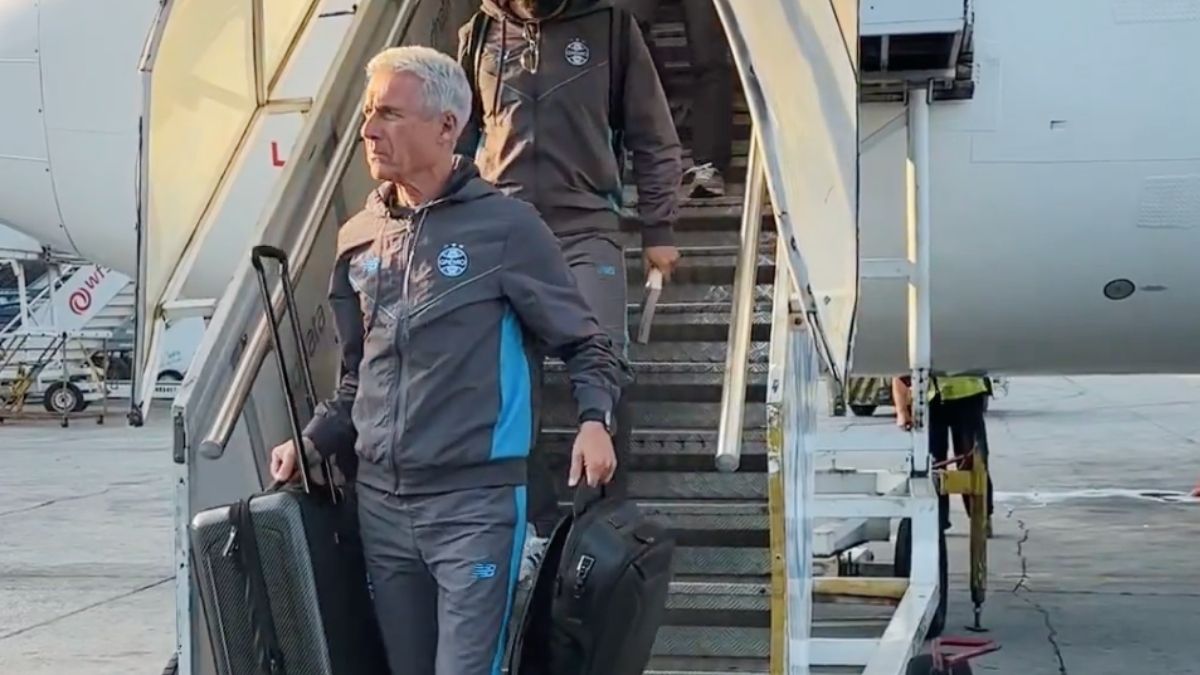 Grêmio chega a São Paulo com novidade entre os relacionados para pegar o Bragantino - Grêmio x Bragantino Grêmio divulgou os relacionados para enfrentar o Bragantino. Danilo Barbosa é a principal novidade e pode fazer sua estreia neste domingo.