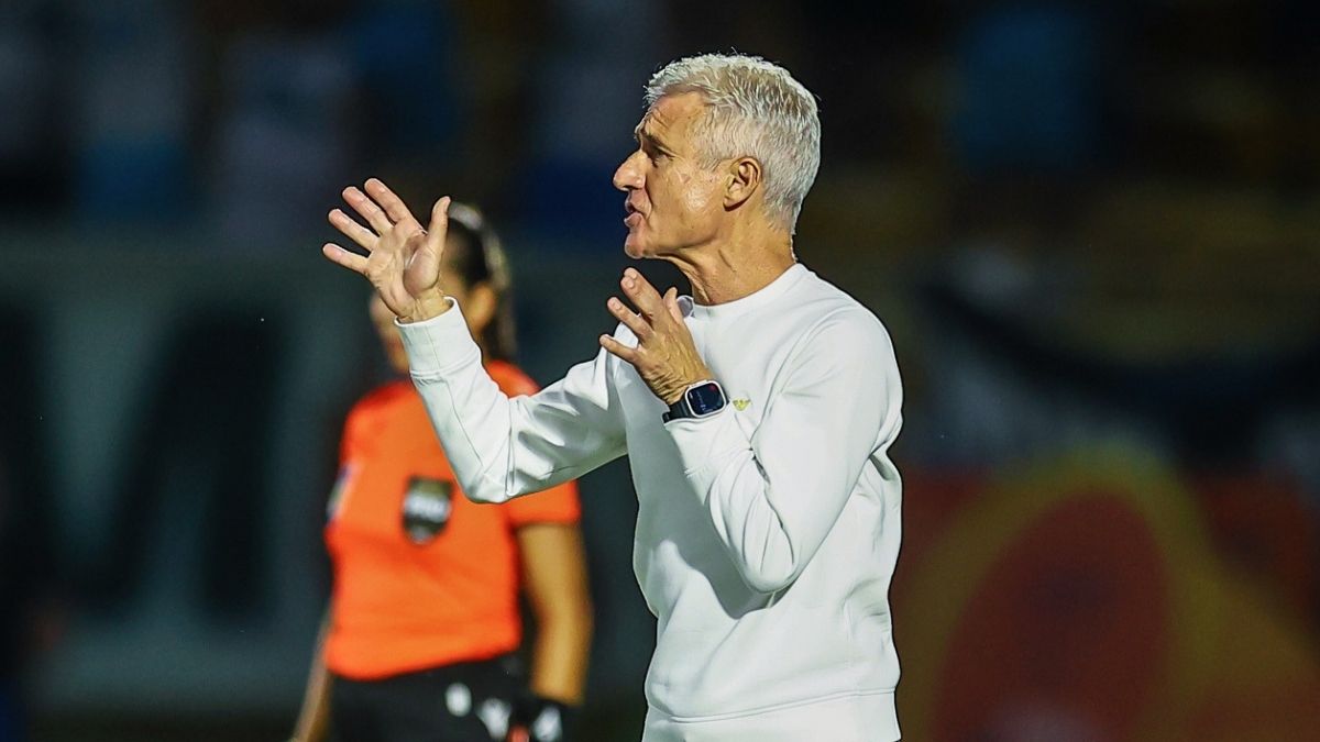 Opinião: Atlético-MG pode mostrar se Luís Castro realmente encontrou o caminho no Grêmio - Luís Castro Grêmio Grêmio recebe o Mirassol pela volta das oitavas da Copa do Brasil. Luís Castro deve fazer apenas uma mudança na equipe, com Pavon e Jovane Cabral disputando a vaga de Tetê.