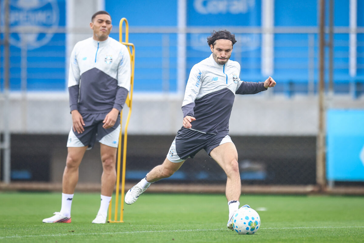 Veja a provável escalação do Grêmio contra o Vasco. Pedro Gabriel e Jovane Cabral podem começar, enquanto Kannemann disputa vaga na defesa.