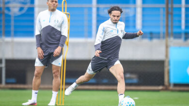 Grêmio deve ter mudanças contra o Vasco; veja a provável escalação de Luís Castro - gremio x vasco Veja a provável escalação do Grêmio contra o Vasco. Pedro Gabriel e Jovane Cabral podem começar, enquanto Kannemann disputa vaga na defesa.