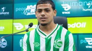 Grêmio encaminha contratação de Raí Silva, mas cláusula do Juventude dificulta acordo