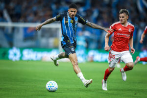 Grêmio pode sair do Z-4 no Gre-Nal, mas depende de dois resultados; entenda