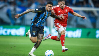 Grêmio prepara promoção para Gre-Nal 455 e Arena pode receber 50 mil torcedores - público Gre-Nal 455 Grêmio espera cerca de 50 mil torcedores no Gre-Nal 455 e oferece promoção de ingressos para sócios. Confira os maiores públicos da Arena.