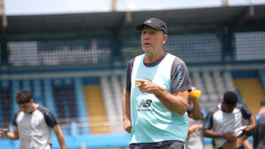Grêmio tenta encerrar contra o Remo sequência que dura desde maio no Brasileirão